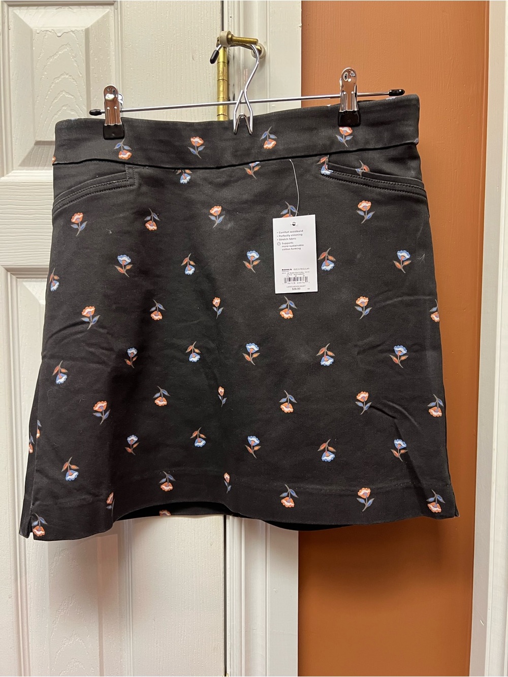 croft & barrow Black A-Line Skirt with Pink and Blue Floral Print